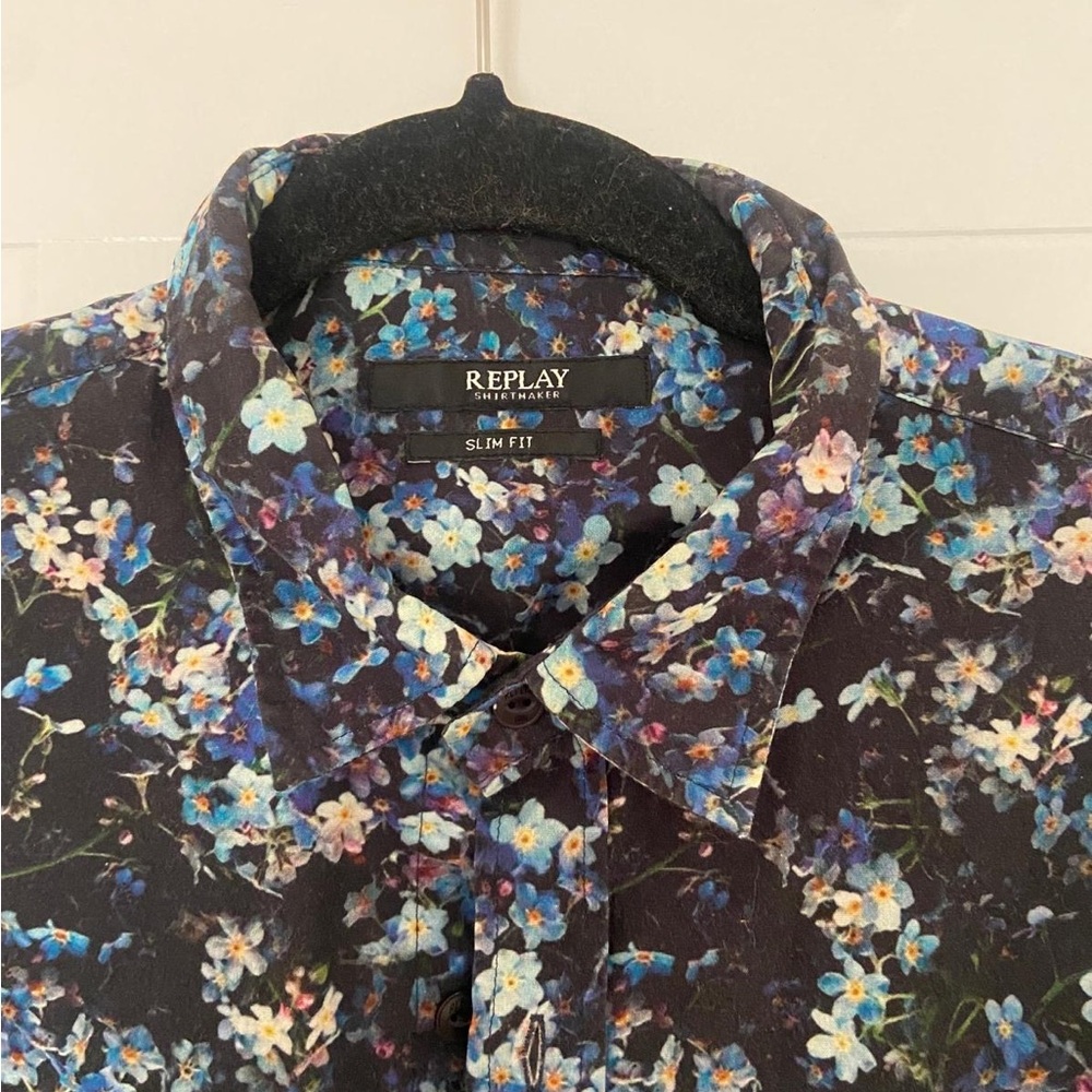 Replay Men’s Floral Slim Fit Dress Shirt – Size Small